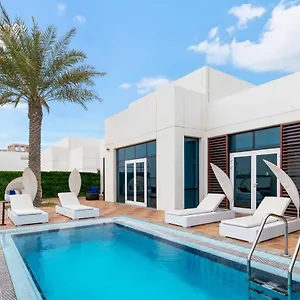 Fam Living - Sarai Beach Villas - Palm Jumeirah - Families Only دبي