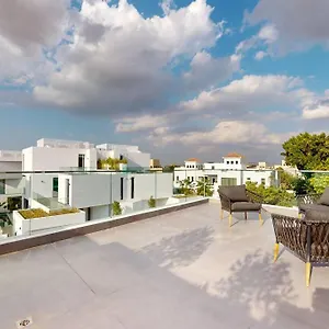 Luxurious 5 Bed - Al Barari Villa