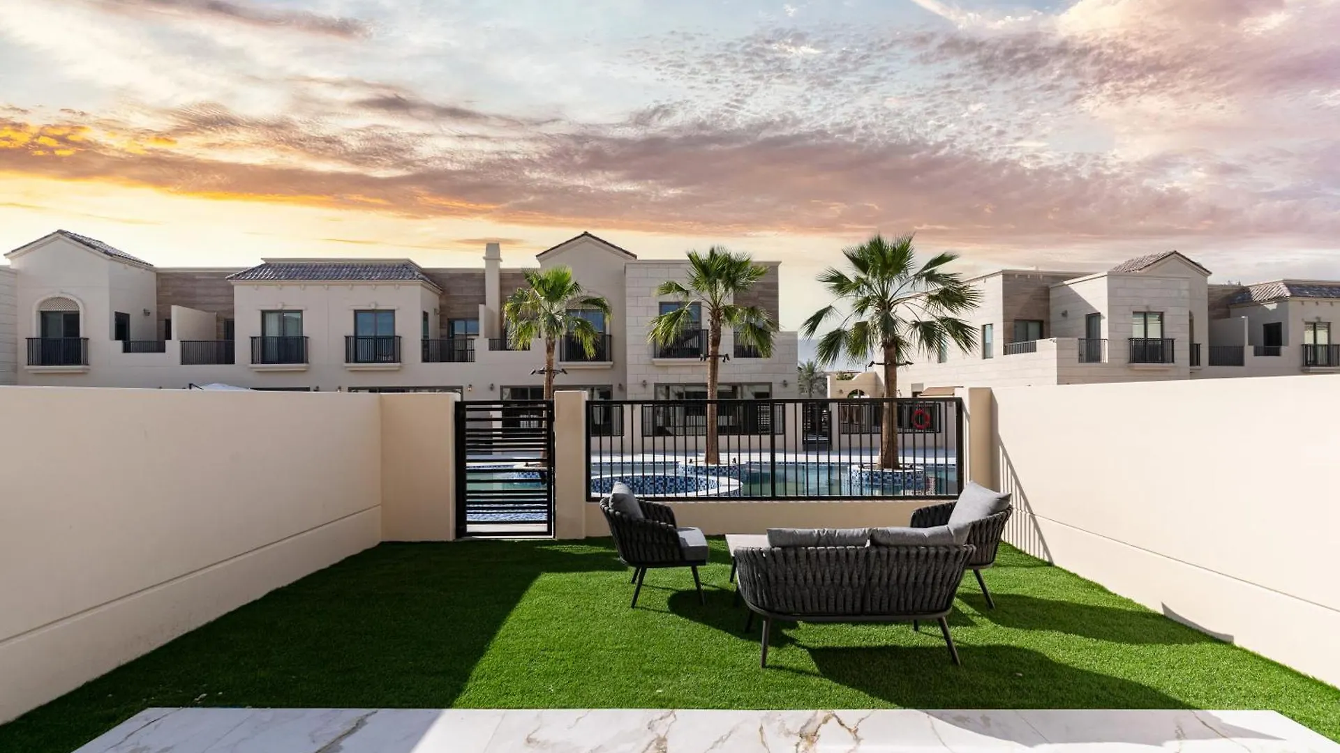 Vila Luxury 3Br With Maids Room Townhouse By Ellie Saab Residences, In Jge - Allsopp & Allsopp Dubaj Spojené arabské emiráty