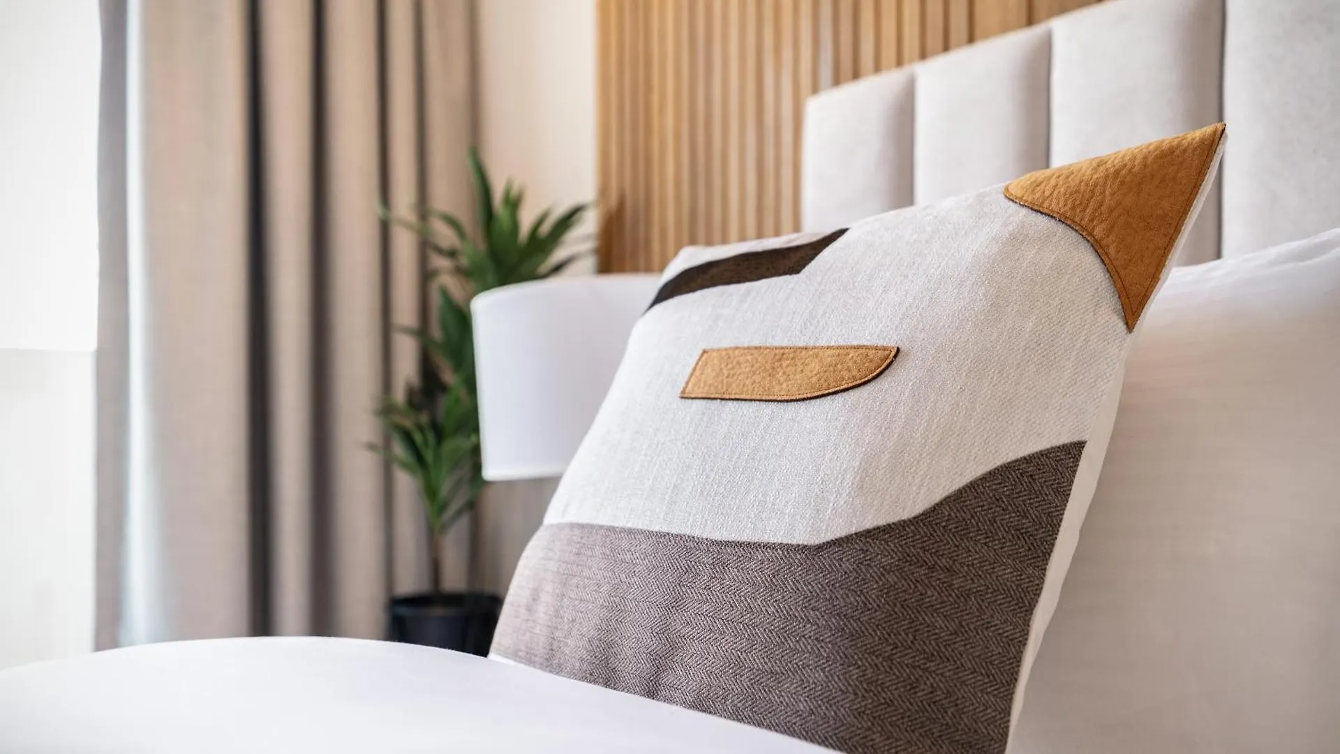 Luxury 3Br With Maids Room Townhouse By Ellie Saab Residences, In Jge - Allsopp & Allsopp Dubai